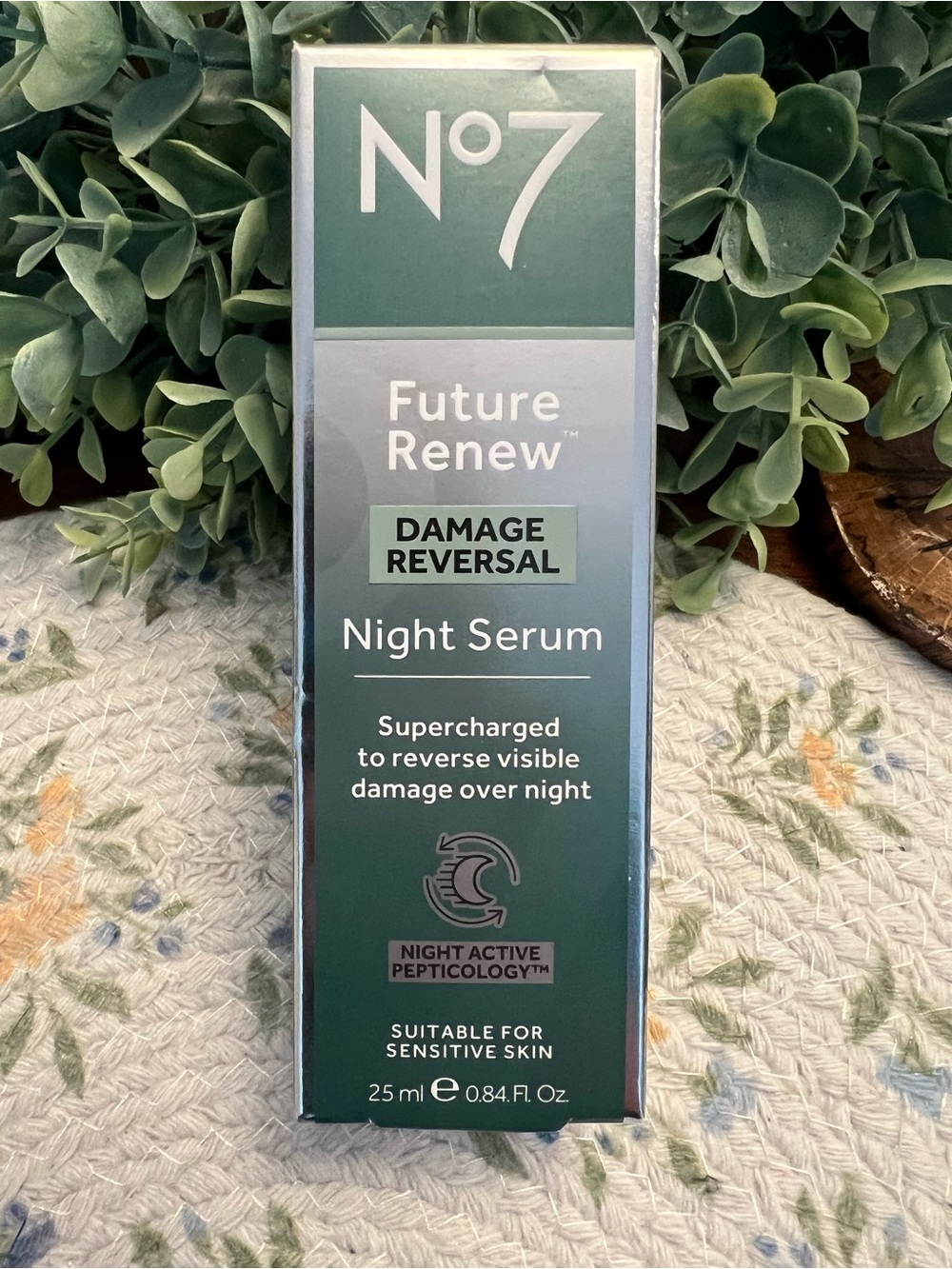 No 7 Future Renew Damage Reversal Night Serum